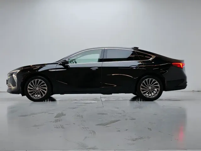 Buick LaCrosse — Фото автомобиля 9