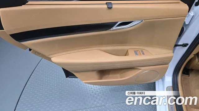 Genesis G80 Бензин 2.5 турбо AWD — Фото автомобиля 19