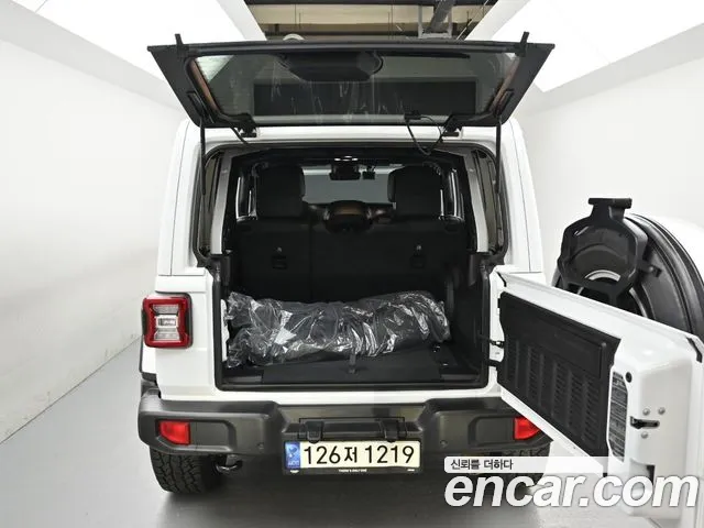 Jeep Wrangler Wrangler (JL) — Фото автомобиля 19