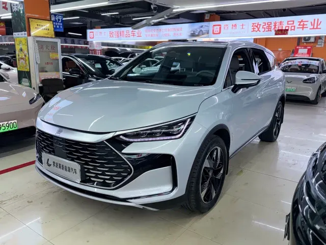 Фотография автомобиля — BYD Tang