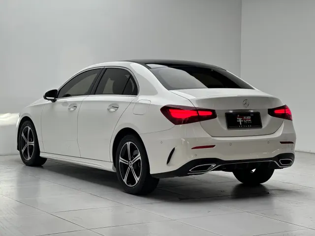 Mercedes-Benz A-Class — Фото автомобиля 4