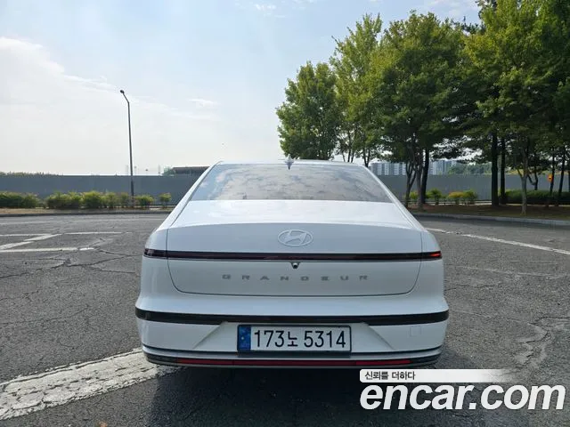 Hyundai Grandeur GN7 — Фото автомобиля 5