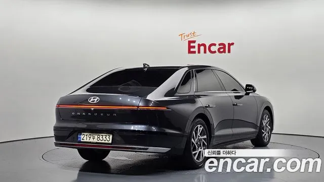 Hyundai Grandeur — Фото автомобиля 2