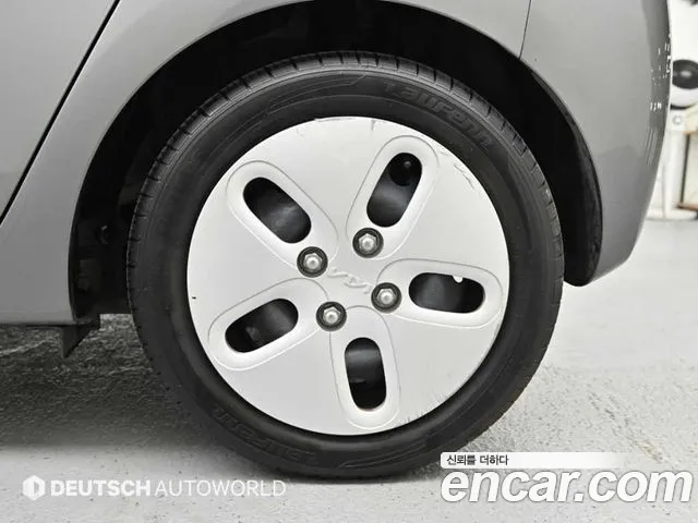Kia RAY Новый Kia Ray Standard — Фото автомобиля 5