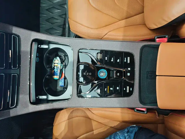 BYD Han — Фото автомобиля 13