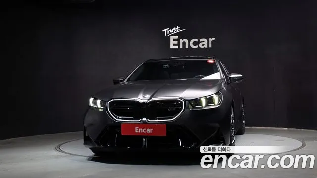 BMW M5 G90 — Фото автомобиля 3