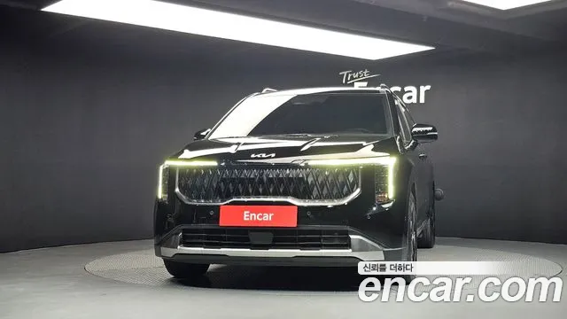 Kia Canival Новый Carnival 4 поколение Бензин 7 мест Noblesse — Фото автомобиля 3