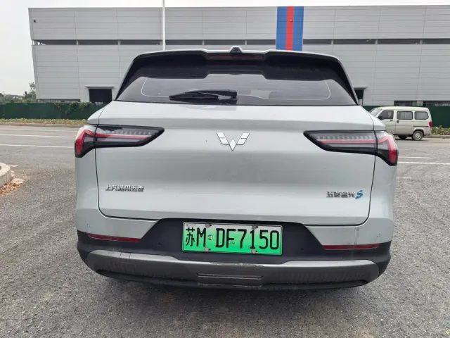 Wuling Starlight S — Фото автомобиля 11