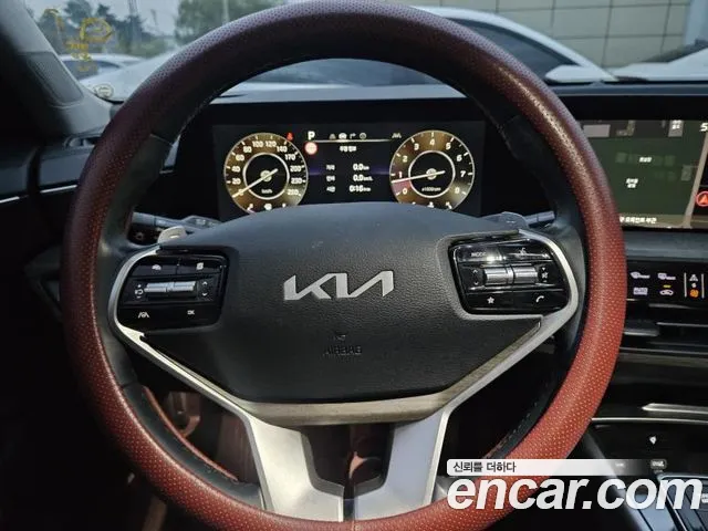 Kia K8 — Фото автомобиля 8