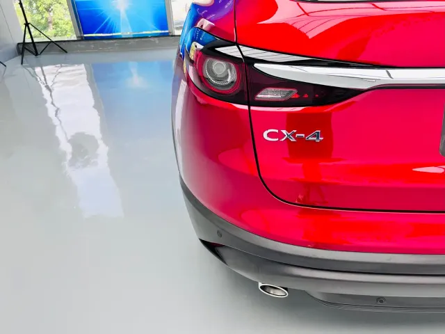 Mazda CX-4 — Фото автомобиля 7