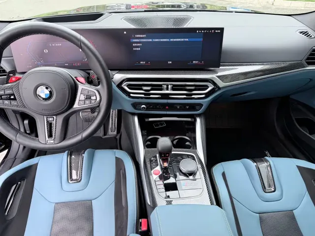 BMW M4 — Фото автомобиля 5