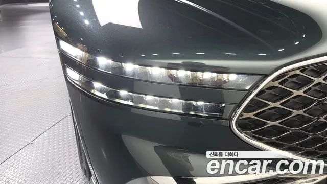 Genesis G90 Бензин 3.5 Turbo e-S/C AWD LWB — Фото автомобиля 19