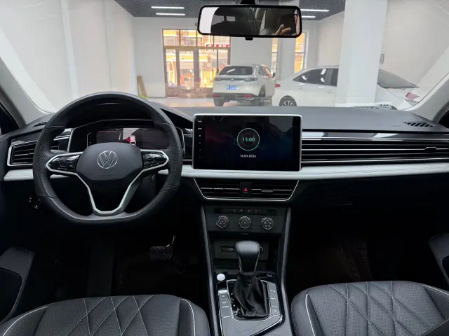 Volkswagen Tiguan L — Фото автомобиля 13