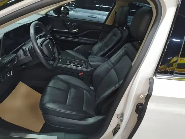 Lincoln Corsair — Фото автомобиля 14