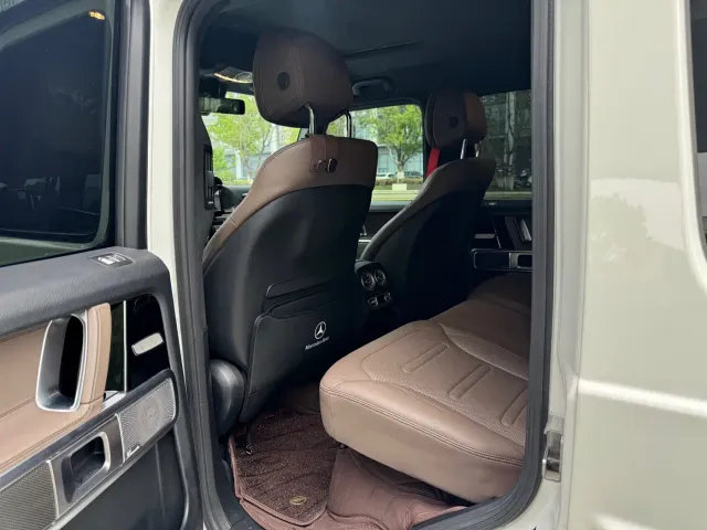 Mercedes-Benz G-Class — Фото автомобиля 13