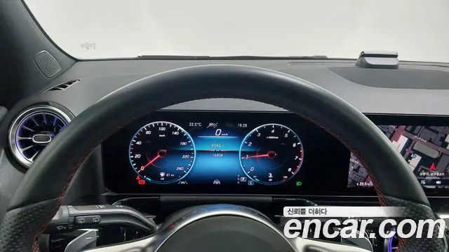 Mercedes-Benz GLA-Class — Фото автомобиля 8