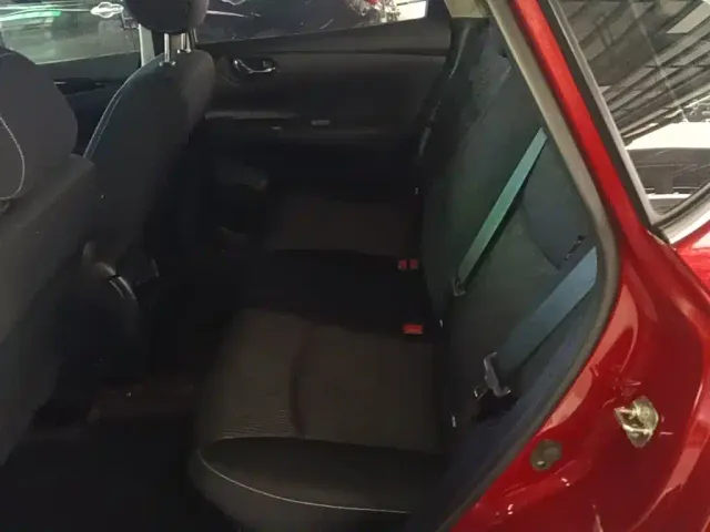 Nissan Tiida — Фото автомобиля 16