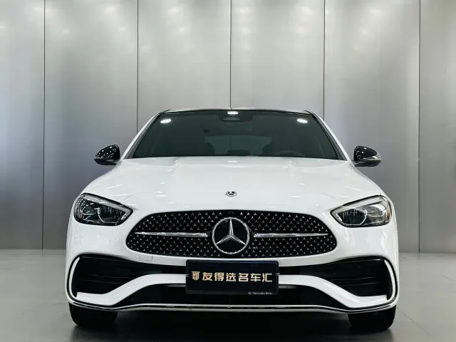 Mercedes-Benz C-Class — Фото автомобиля 2