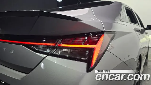 Hyundai Avante CN7 — Фото автомобиля 8