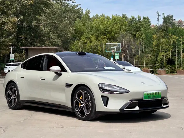 Xiaomi SU7 — Фото автомобиля 3