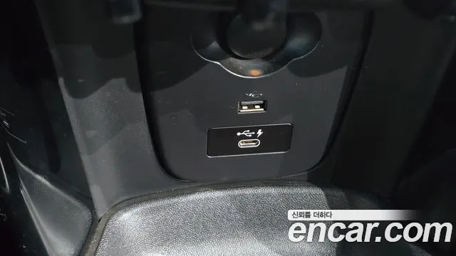 MINI Cooper Cooper Electric — Фото автомобиля 12
