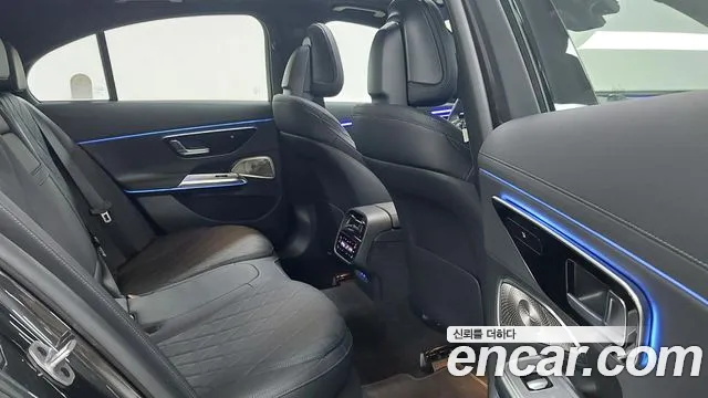 Mercedes-Benz E-Class — Фото автомобиля 10