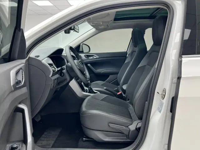 Volkswagen T-Cross — Фото автомобиля 6
