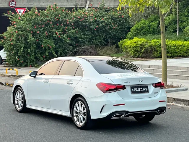 Mercedes-Benz A-Class — Фото автомобиля 4
