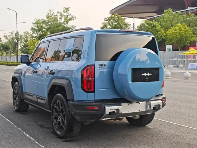 BYD FangChengBao Leopard 5 — Фото автомобиля 17