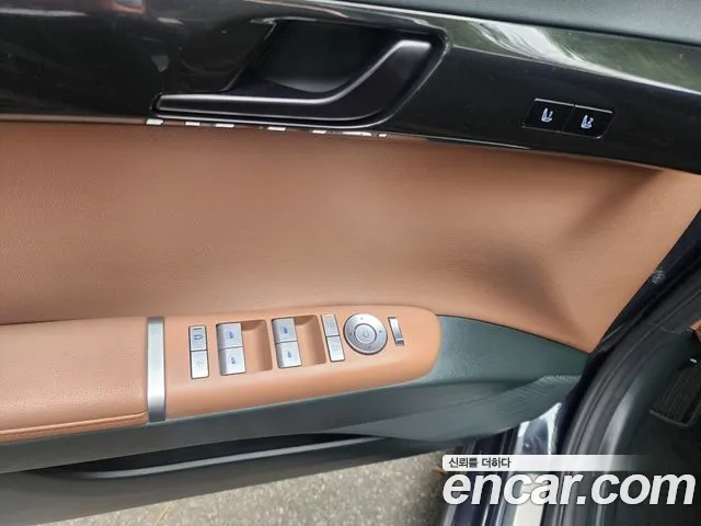 Hyundai Grandeur — Фото автомобиля 13