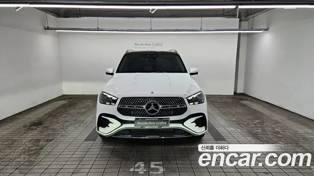 Mercedes-Benz GLE-Class — Фото автомобиля 3