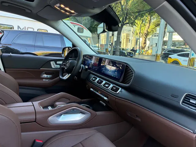 Mercedes-Benz GLS-Class — Фото автомобиля 8