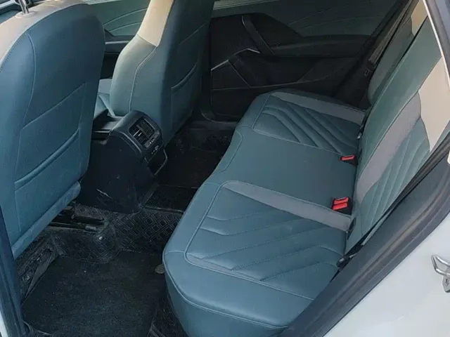 Volkswagen Tharu — Фото автомобиля 8
