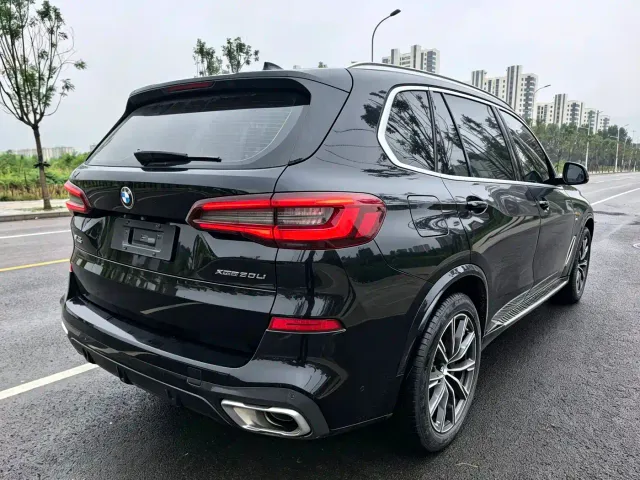 BMW X5 — Фото автомобиля 4