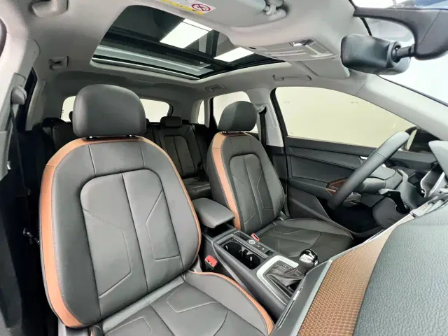 Audi Q3 — Фото автомобиля 12