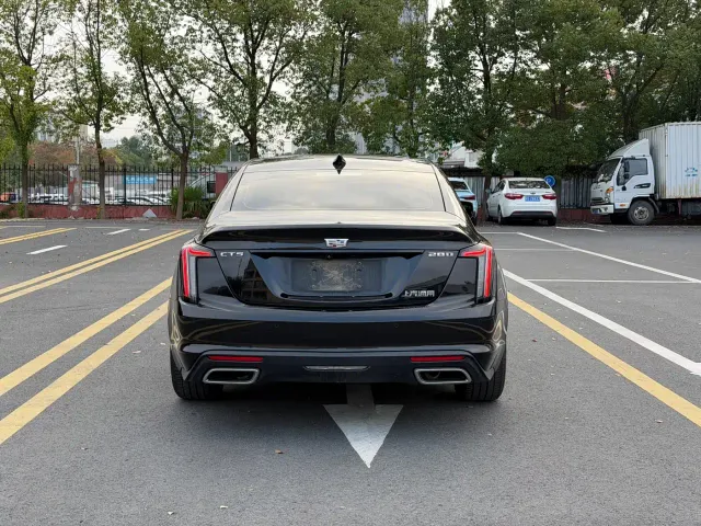 Cadillac CT5 — Фото автомобиля 5