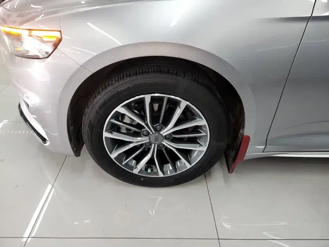 Geely Xingrui — Фото автомобиля 22