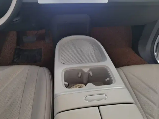 ARCFOX Arcfox Koala 2023 Family Edition Pro — Фото автомобиля 13