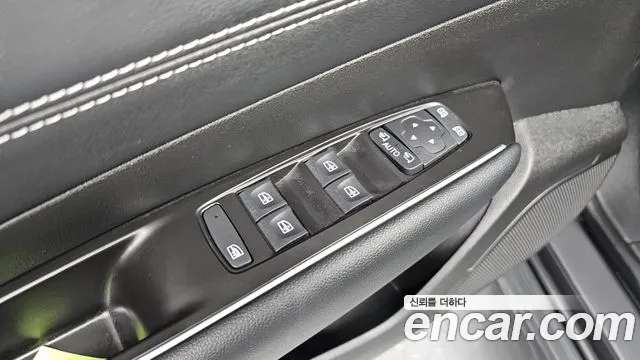 Renault Korea SM6 — Фото автомобиля 27