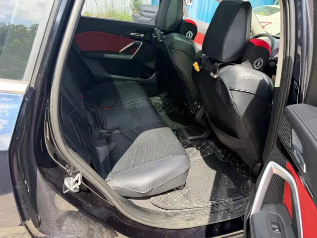 BMW X1 — Фото автомобиля 12