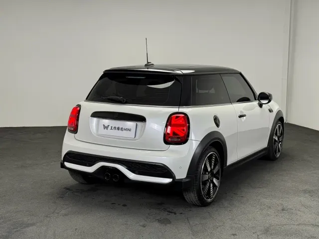 MINI Hatch — Фото автомобиля 12