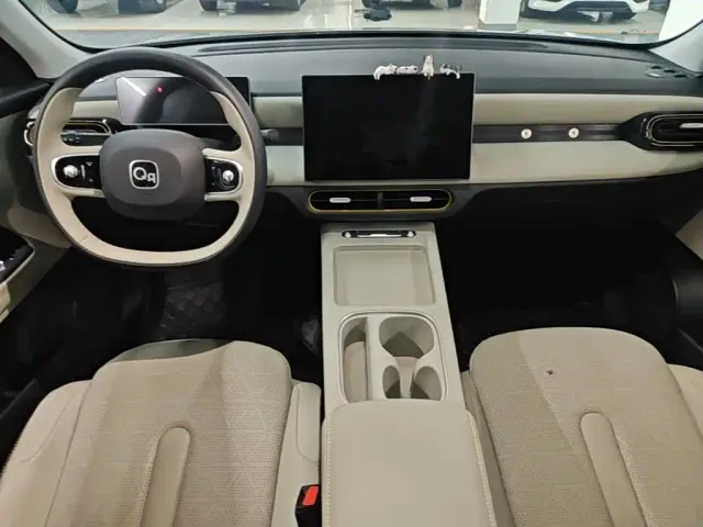 Chery QQ3 EV — Фото автомобиля 12