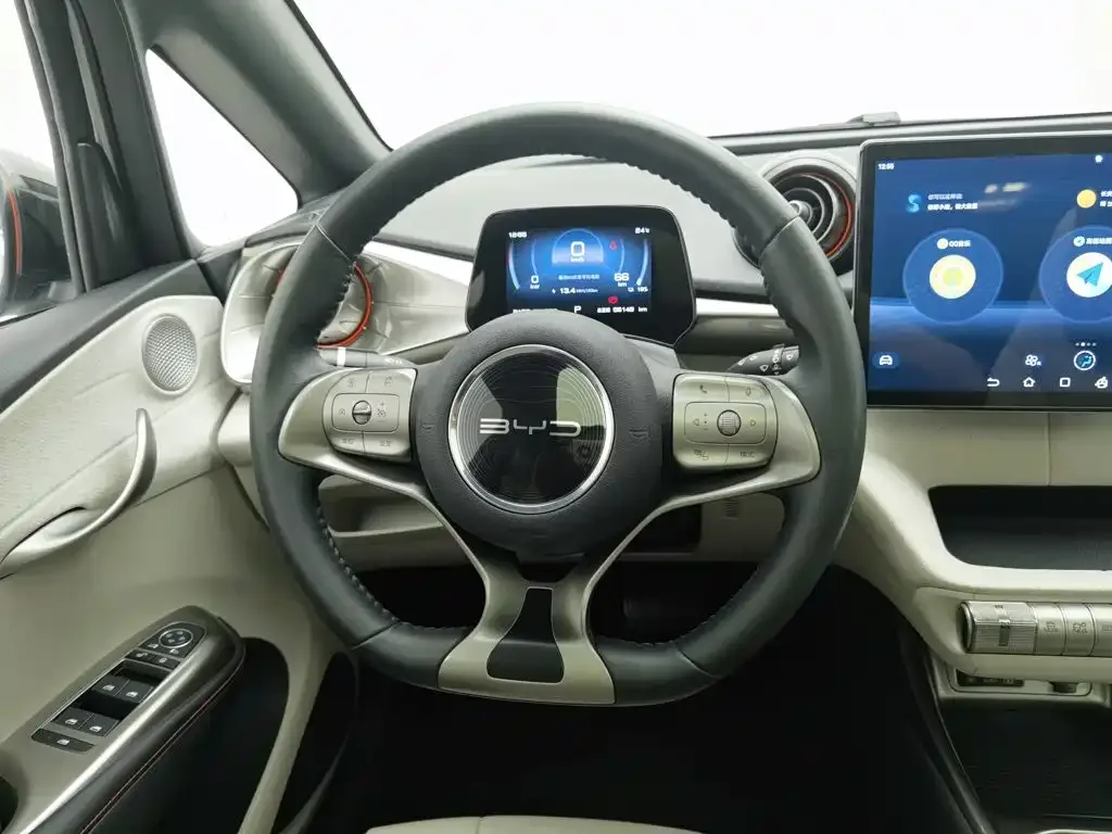 BYD Dolphin 2021 Model 405km Fashion Edition — Фото автомобиля 11