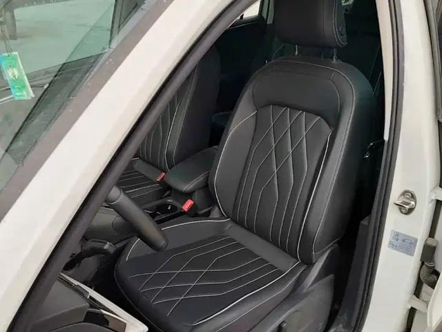 Volkswagen Tiguan L — Фото автомобиля 14