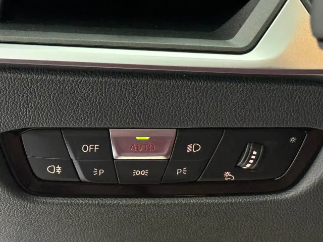 BMW 3 Series — Фото автомобиля 14