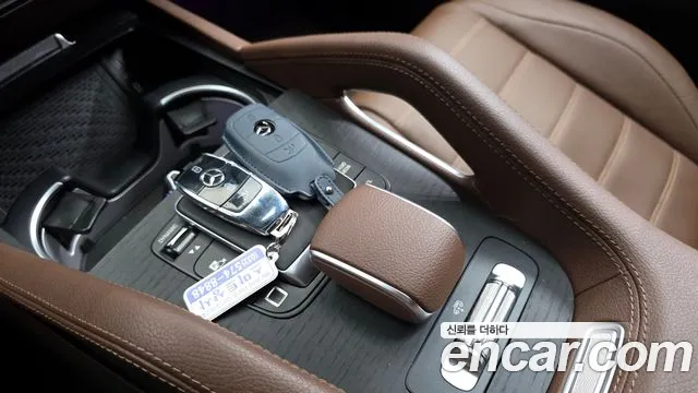 Mercedes-Benz GLS-Class — Фото автомобиля 25