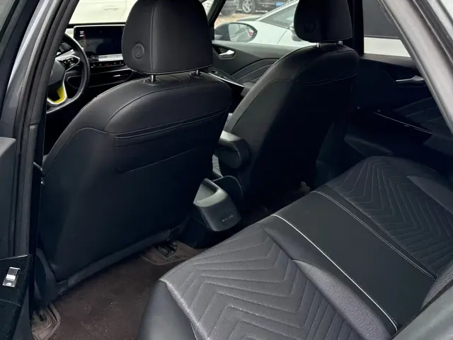 Volkswagen ID.3 — Фото автомобиля 5