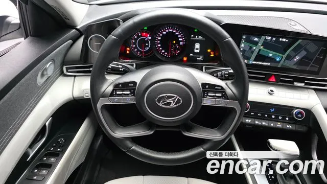 Hyundai Avante CN7 — Фото автомобиля 13