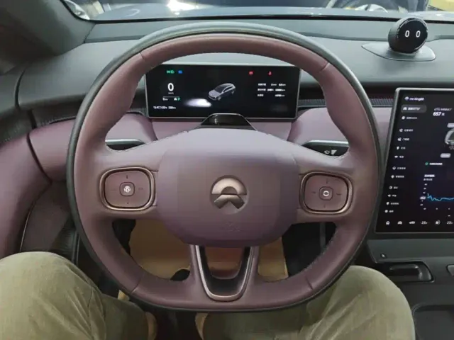 Nio ET5 Touring — Фото автомобиля 10