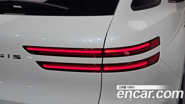 Genesis GV70 — Фото автомобиля 23